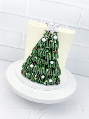 CHRISTMAS TREE CAKE